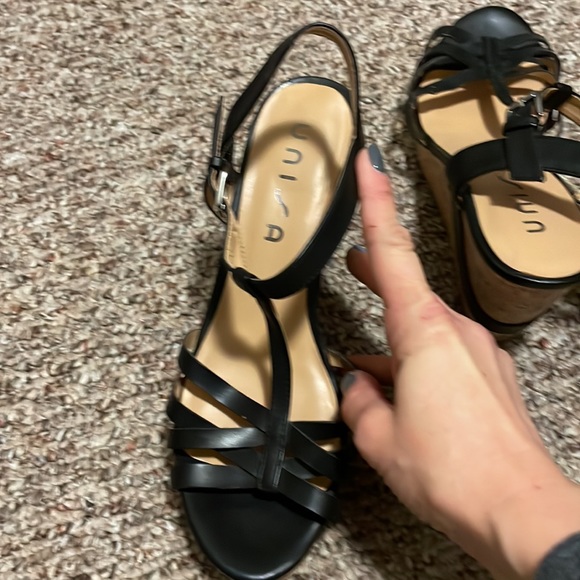 Unisa Faux Cork Wedges.  Guc some signs of wear. - Picture 6 of 10